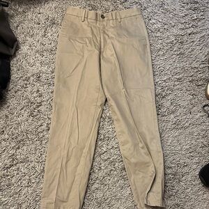 Dockers Men's Khaki Chinos